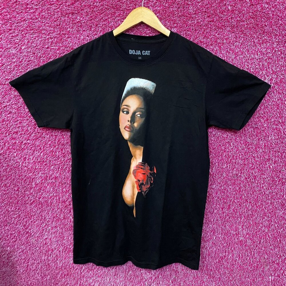 Doja Cat Scarlet Tour Graphic T-Shirt Medium